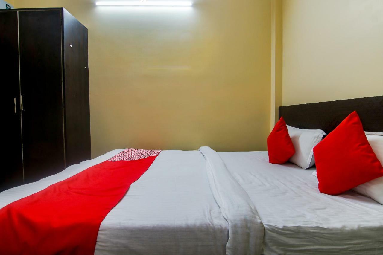 Oyo Dayal Residency Tezpur Экстерьер фото